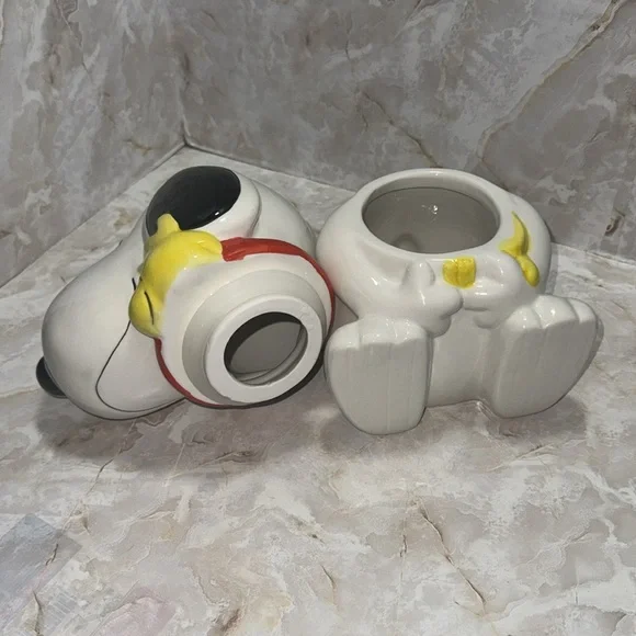 Peanuts: Classic Snoopy hugging Woodstock Cookie Jar
